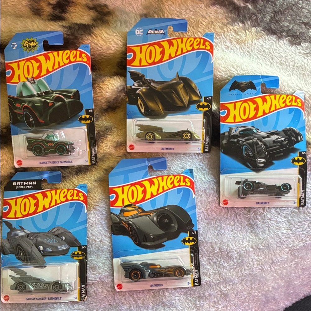 Set of 5 Batman hot wheels